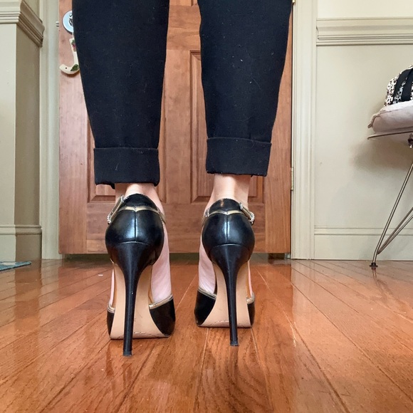 Size 5.5 French Connection Candice T-Strap Platform Pump - Picture 8 of 9